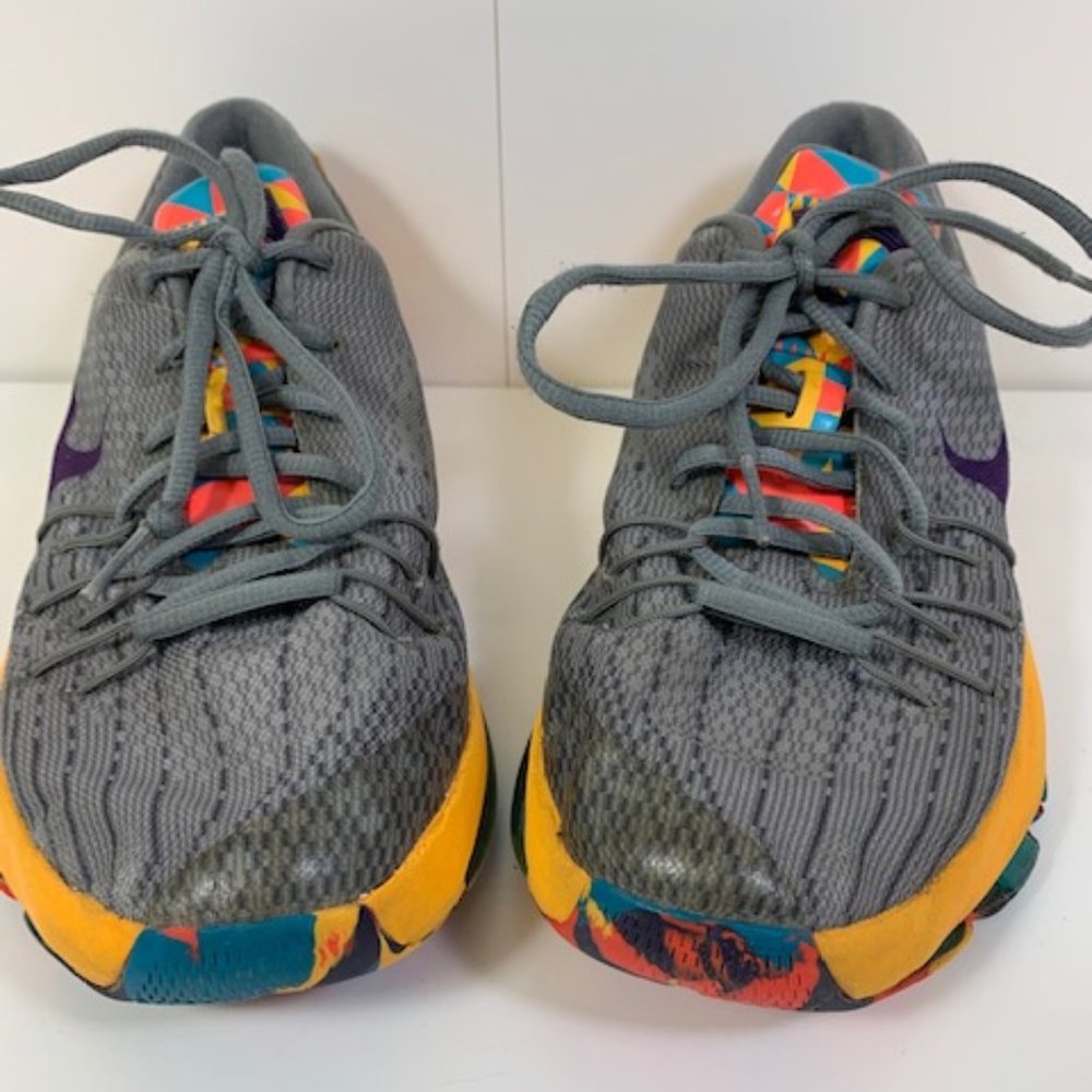 Nike Zoom Sneakers - Youth 6